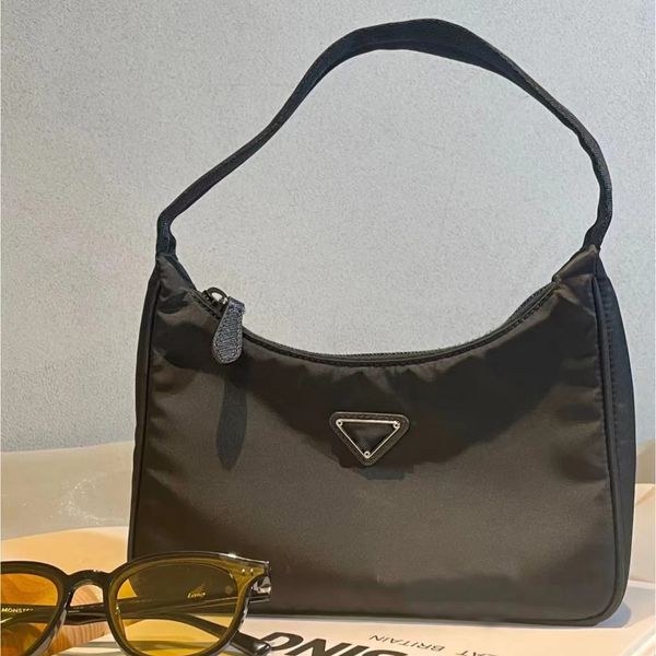 

luxury designer nylon messenger bag classic three piece set women underarm shoulder tote purse fashion vint