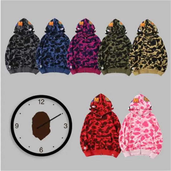 

2021 shark designer hoodie mens women camouflage jacket jogger zipper japanese fashion sportwear ape brand hooded sweatshirt tracksuit, Black
