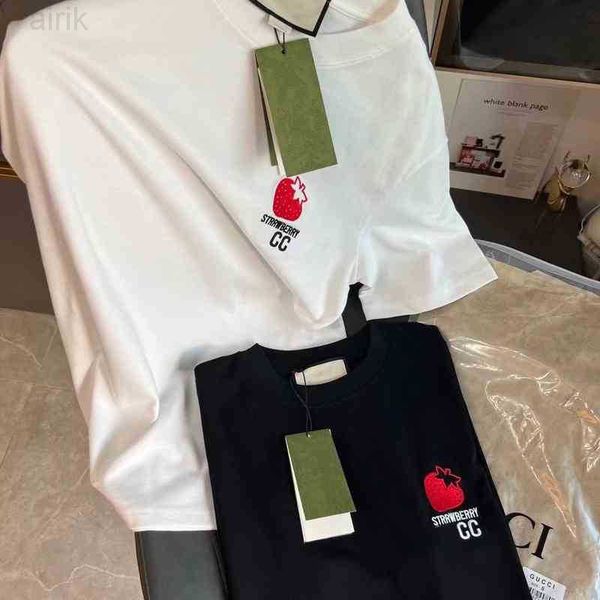 

wholesale custom 70% off early spring new chest small strawberry embroidery letters age reducing loose men's and women's short sle, White