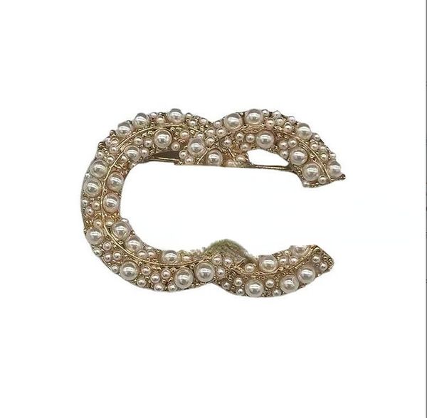 

gold brand desinger pins brooches famous women rhinestone pearl letter brooches suit pin fashion jewelry for clothing decoration accessories, Gray