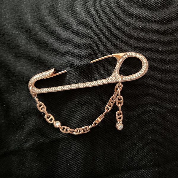 

hh brooch designer broochs for womens diamond pins inlaid rose gold counter quality gift with box official reproductions 008, Gray