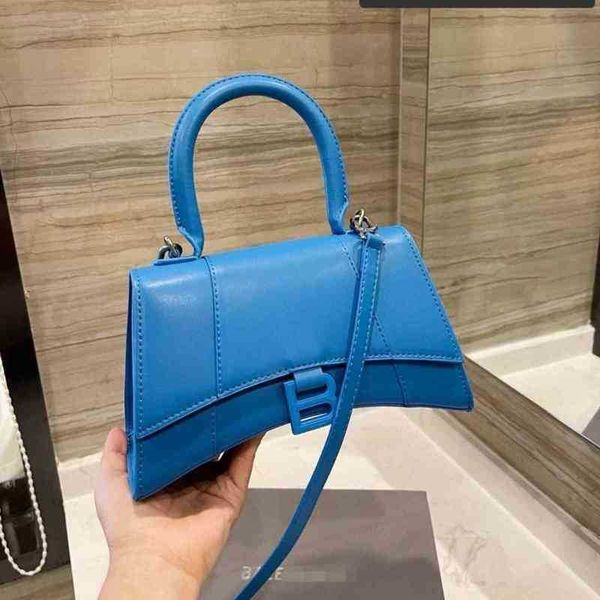 

designer luxury womens bag balencigas handbag b-shaped paris single shoulder messenger fashion square gift shoulder oblique span versatile h