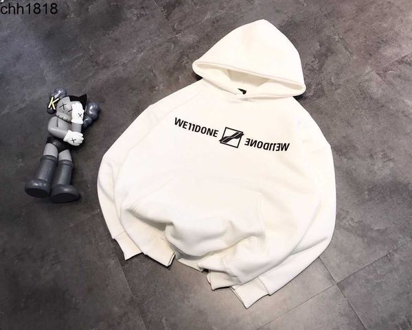 

welldone 23 autumn and winter new mirror letter color square leather brand hoodie, Black