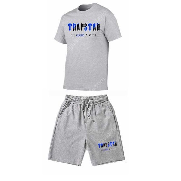 

tracksuits trapstar tracksuit set men t shirt shorts sets summer sportswear jogging pants streetwear harajuku tshirt suit, Gray