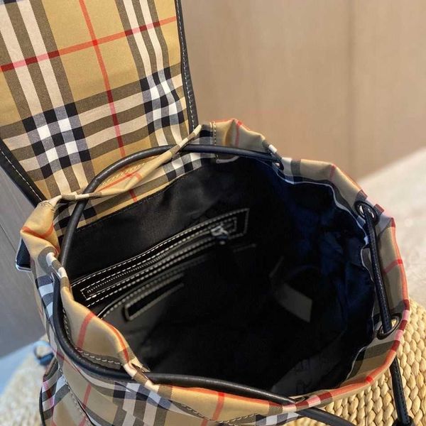 

designer bubrerys bag b's spring new classic backpack foreign travel plaid campus