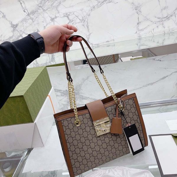 

luxurys designers bags women handbag crossbody bag shoulder lady wallet simple versatile metal letter leather solid leather postman handbags