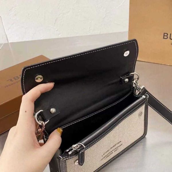 

flip canvas camera bag simple versatile one shoulder messenger bag letter printed messenger bag straight