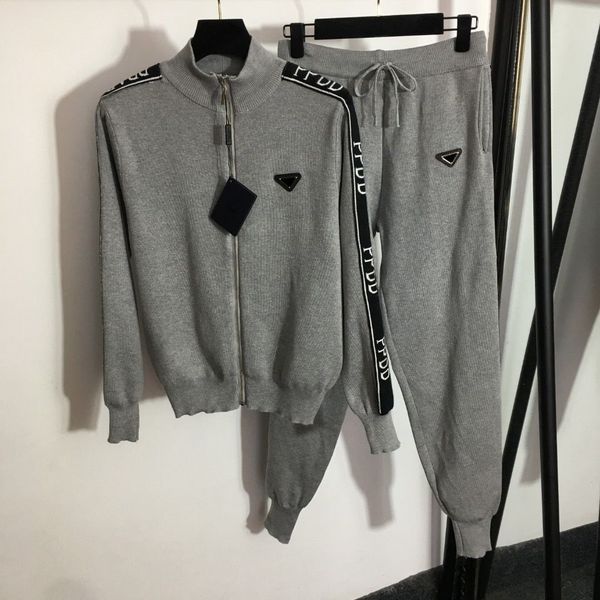 

womens tracksuits knitted woman clothes women designer tracksuit two piece pants sportswear high-end 2piece set long-sleeved casual jacquard, Gray