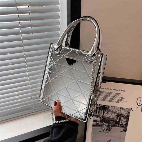 

2022 new bright face portable tote bag chain sling one shoulder oblique span