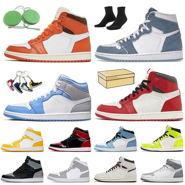 

2023 new jumpman 1s basketball shoes mens women retro lost and found 1 starfish patent bred university true blue rebellionair dark mocha