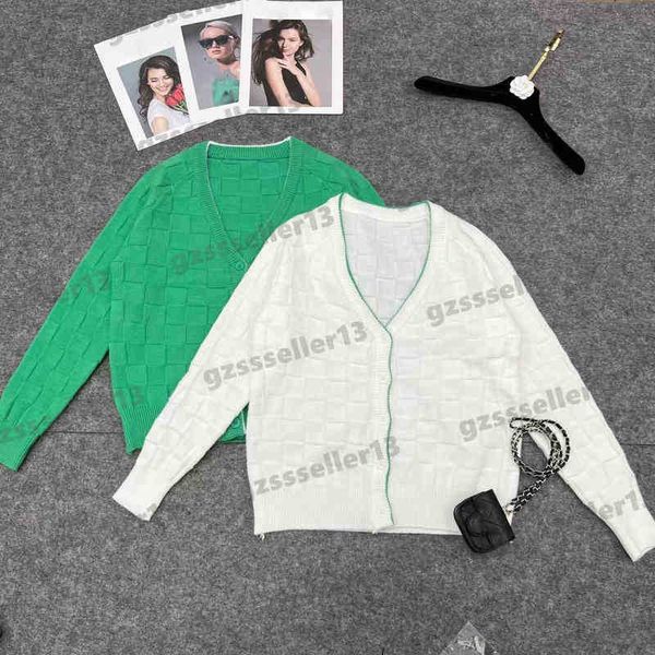 

luxury womens sweaters designer cardigan fashion brand square pattern panel cardigans sweater classic style autumn knitted jackets women clo, White;black