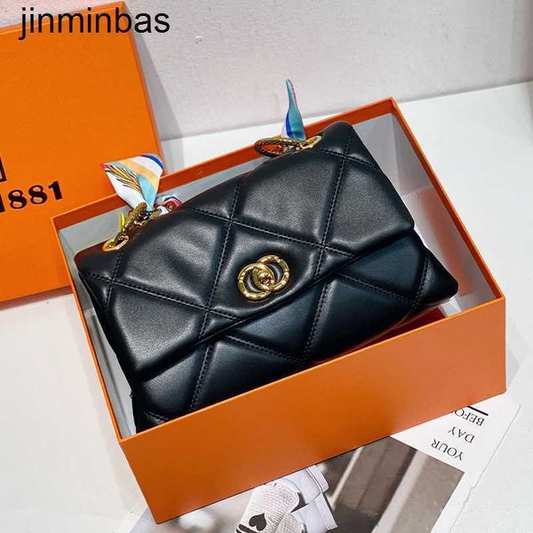 

women's luxury bag shop 80% factory wholesale retail bag girl 2023 new online red live large lattice handheld heavy chain silk scarf fa