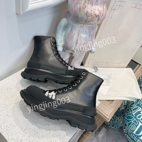 

2023 new thick soled martin boots women's lace up jelly rain boots heighten lovers' short boots men and women wear waterproof high, Black