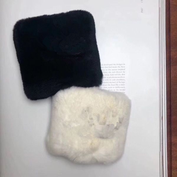 

2022 new wrist guard hair high-end temperament light luxury girl wrist