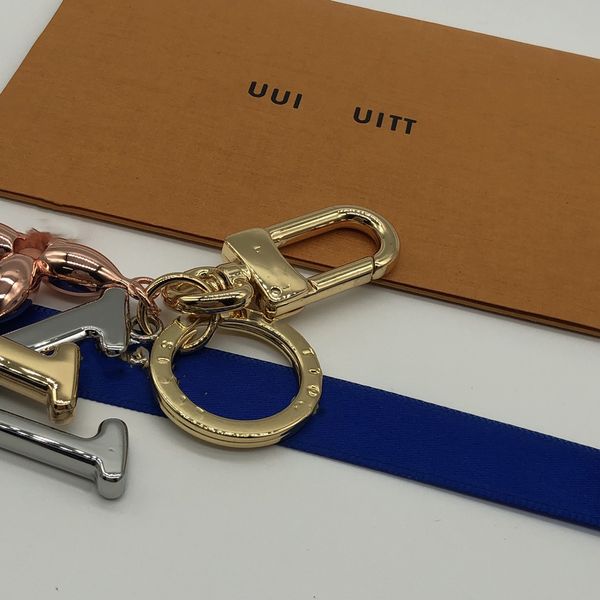 

keychains charm fashion creative car key ring chain charm crossbody bag accessories for men and women with the same paragraph1, Silver