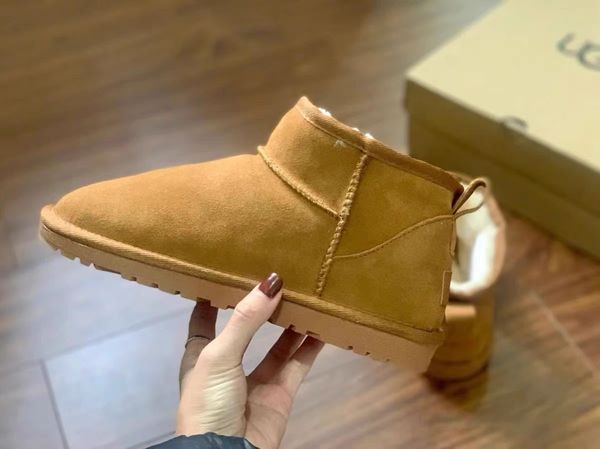 

women snow boots designer white soft fur boots thick soled winter platform shoes anti-skid warm booties chestnut, Black