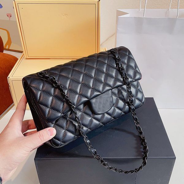 

cc bag 22fw womens designer full black lambskin shoulder bags classic double flap quilted purse blackmetal hardware matelasse chain handbags, White