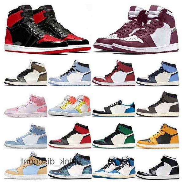 

basketball shoes sports sneakers university military blue hyper royal bordeaux dark mocha digital pink 1s high women jumpman 1 trainersnuk0, Black