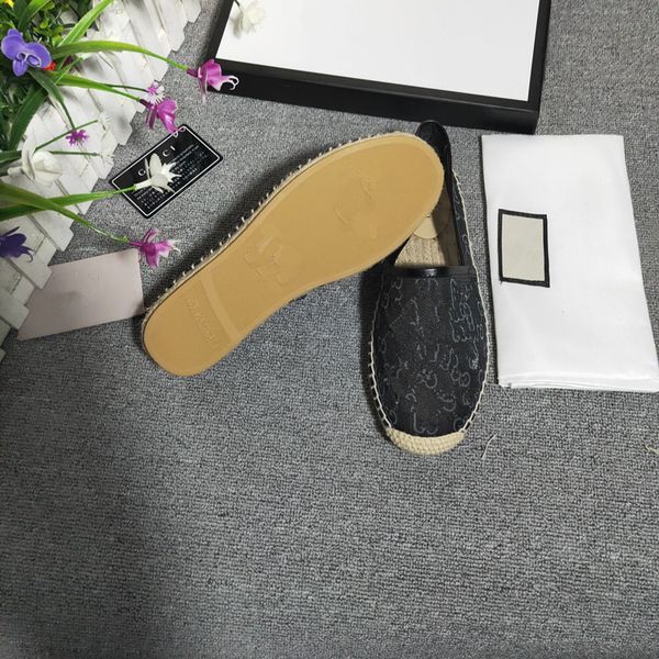 

designer sneakers calfskin casual shoes reflective shoes vintage suede leather trainers all-match stylist sneaker patchwork leisure shoe pla, Black