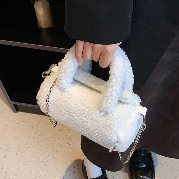 

totes chain small handbags for women 2022 winter plush bag trend fashion tote bag lamb fleece messenger shoulder bag ladies wallets y2211