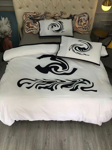 

brand designer bedding set printed bed sheet comforter comfortable pillowcases sets 4pcs