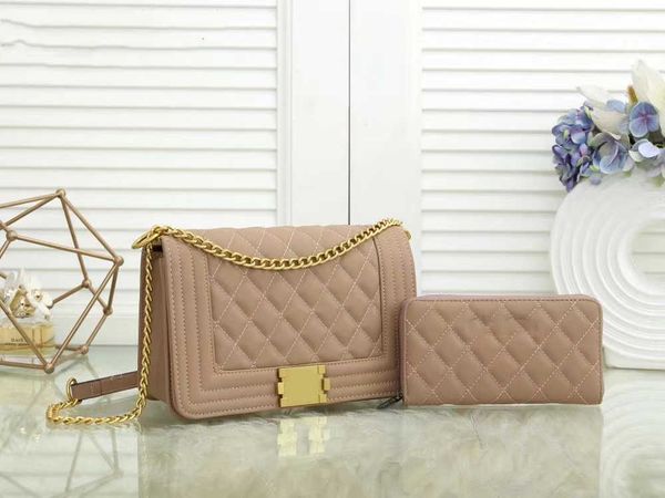 

handbags for women 2023 designer luxury purse casual single shoulder messenger bag flap envelop small square bag chain w221128
