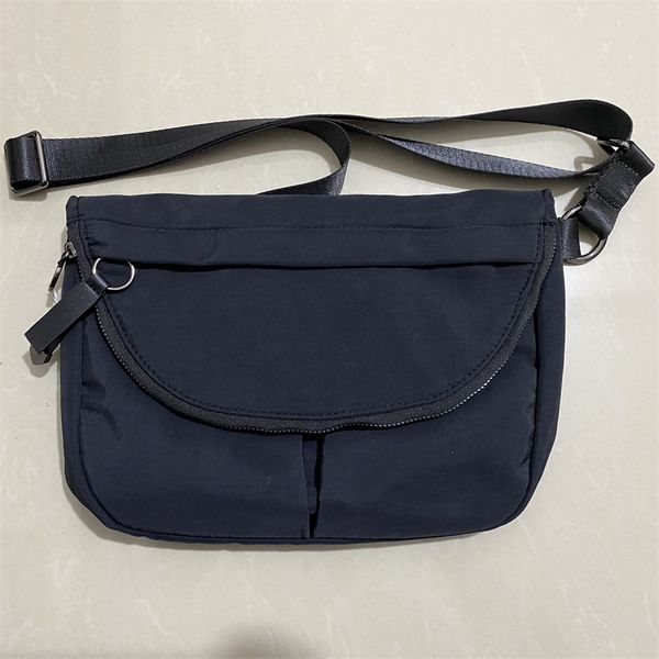 

lululemens yoga bags lulu-8557 yoga bag women's new casual outdoor travel portable one-shoulder messenger waterproof coating fashion si