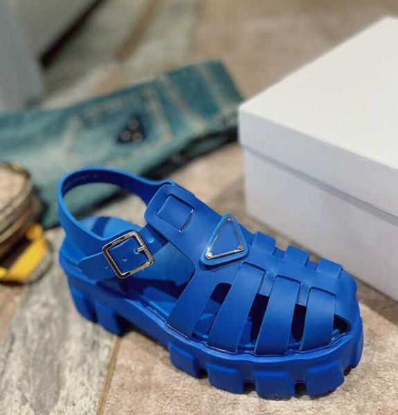 

prad rubber 2022 foam sandals wheel sole slippers fashion classic platform designer luxury women roman lady shoes casual beach sandals prads, Black