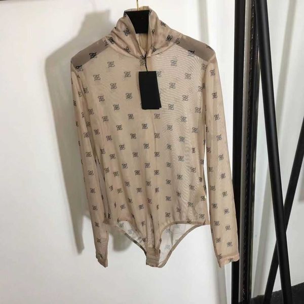 

designer women's t-shirt women's one-piece t-shirt is fashionable slim white