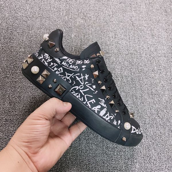 

2023 new designer trainer sneaker virgil casual shoes calfskin leather black white green red blue leather overlays platform low sneakers 071
