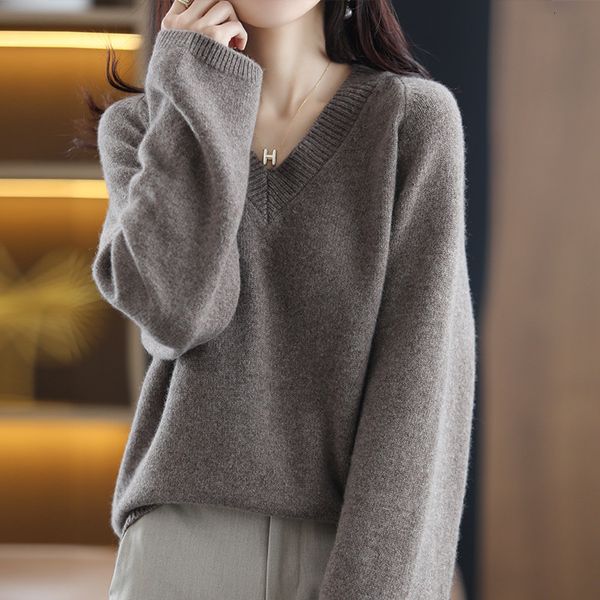 

women's sweaters rongyi 100 wool women's vneck loose pullover sweater thickened warm autumnwinter solid color casual 221128, White;black