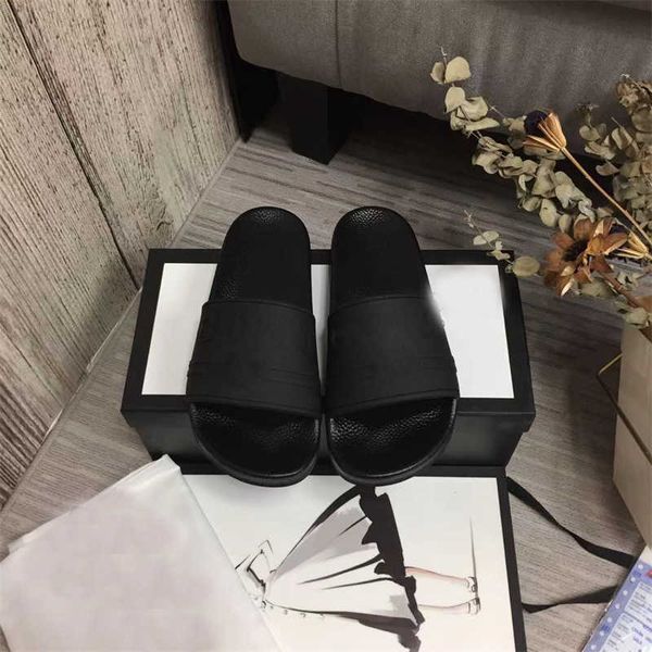 

2022 designer men women slippers rubber slides sandal flat blooms strawberry tiger bees green red white shoes beach outdoor flower flip, Black