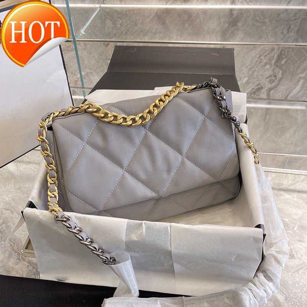 

women's luxury designer shoulder bags fashion texture leather women's envelope bag portable large capacity crossbody bag factory d