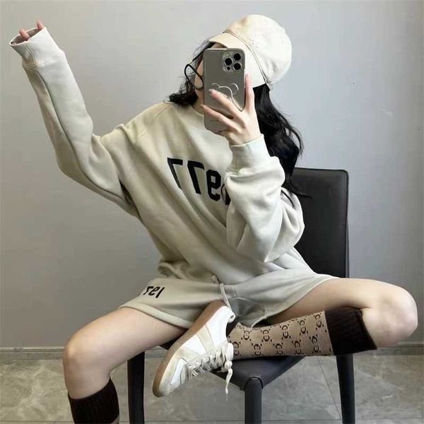 

hoodies hweatshirts fog essentials 1977 flocking pullover high street shoulder drop loose casual plush round neck sweater men, Black