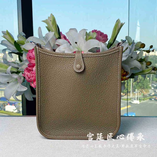 

designer berkin 25 35 bags for womens organizer fashion handbags cowhide leather multicolour heres letters h charm mini kely wallet togo lux