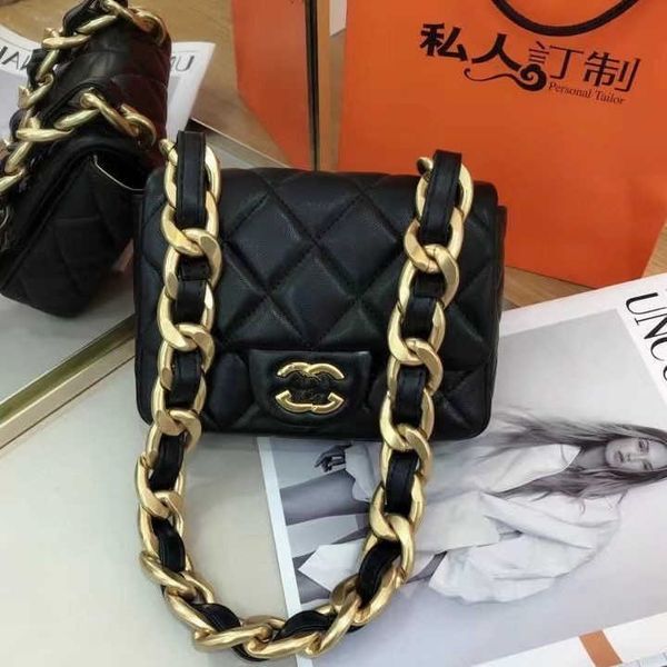 

design packagesmall fragrance square fat heavy chain bag for women 2023 new autumn and winter cross body shoulder armpit
