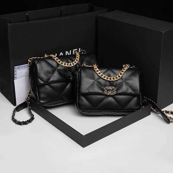 

design packagesmall fragrance classic fashion popular lingge chain cowhide tofu bag mouth cap one shoulder crossbody handbag