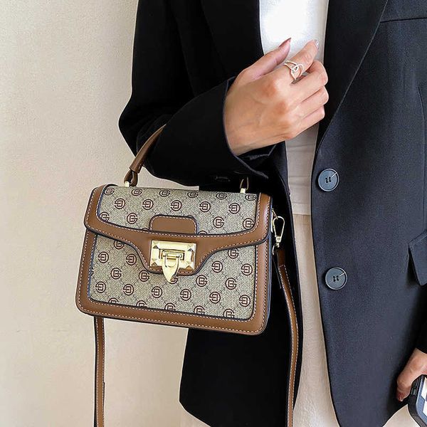 

evening bags popular printed portable small square bag women's 2023 new fashion winter one shoulder messenger pursesllem
