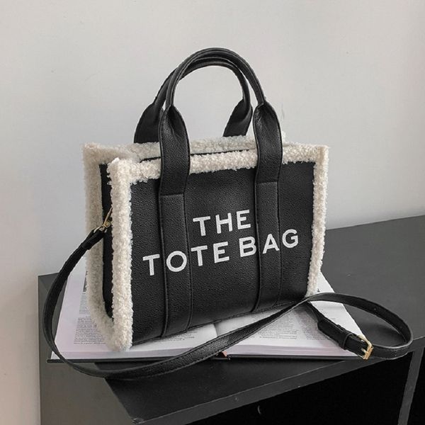 

this year's popular tote bag commuter bags2023 is a new style designer brand all-in-one texture single-shoulder cross-body bag a11