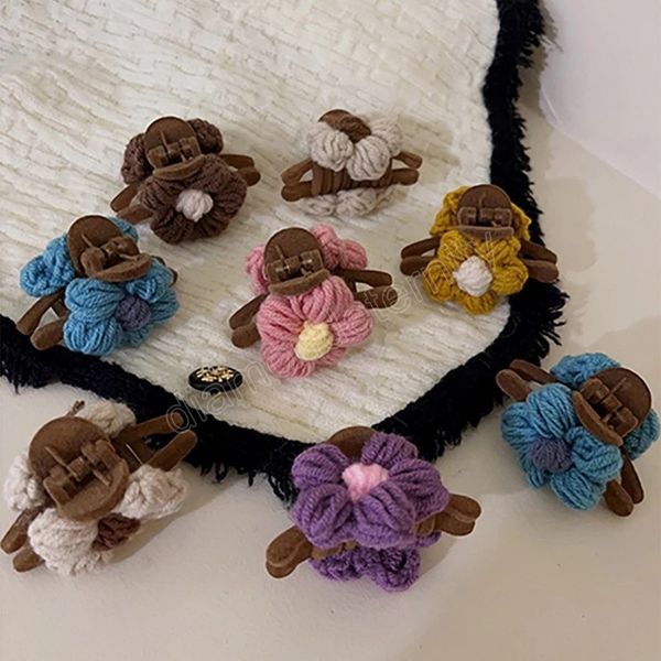 

new sweet plush knitted flowers small hair claw elegant ponytail grab clip clamps for girl mini clips hair accessories, Slivery;golden