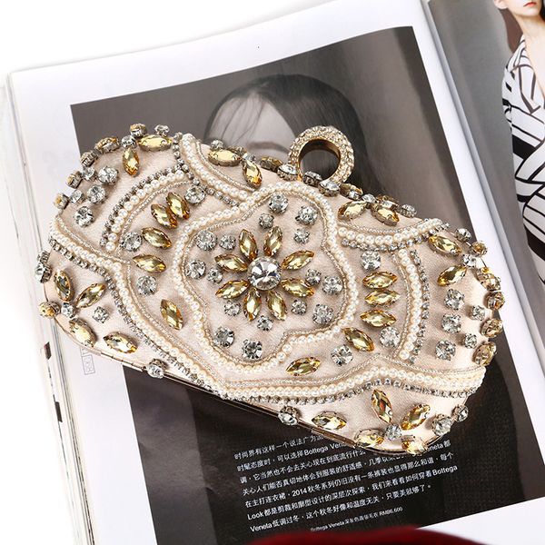 

evening bags pearl crystal beaded handmade ladies ring luxury wedding party clutches metal chain shoulder femme purses 221128