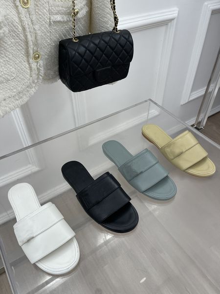 

2023 versatile flat bottomed fashion casual comfortable sandals wear summer straight female fashion, Black