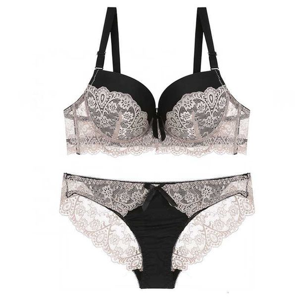 

women's underwear z064 selling bra brief sets beautiful lace lingerie girl's sleepwear, Red;black
