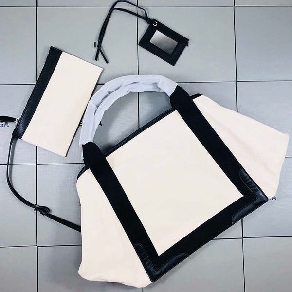 

designer luxury womens bag handbag b-shaped paris single shoulder messenger fashion square gift shoulder oblique span versatile handheld bag