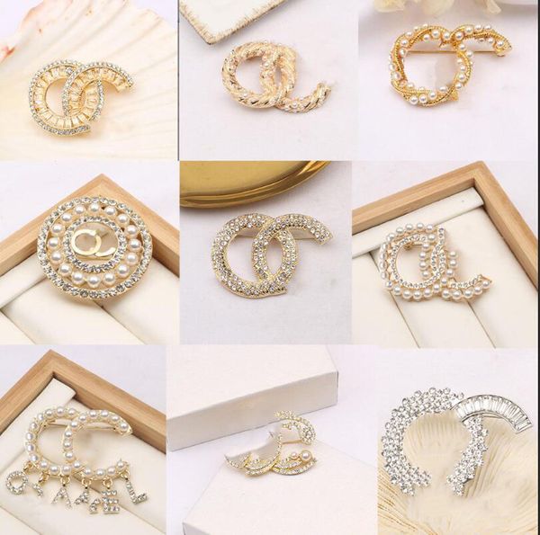 

20colors famous brand designer charm double letter gold silver multicolor pearl brooch women pearl rhinestone brooch suit pin fashion jewelr, Gray