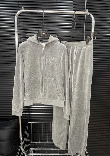 

designer brand womens two piece pants lettering logo print zip hoodie coats elastic waist casual trousers fashionable women tracksuits, White