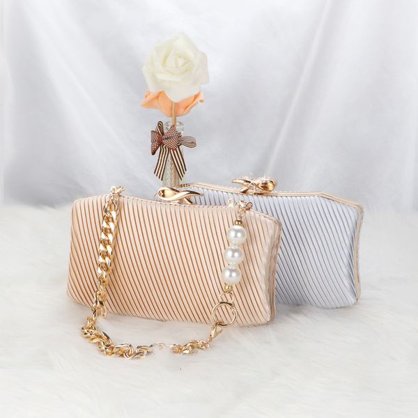 

evening bags vintage simple women's square handbags fashion fine pearl chain shoulder crossbody wedding party bridal clutches 221128