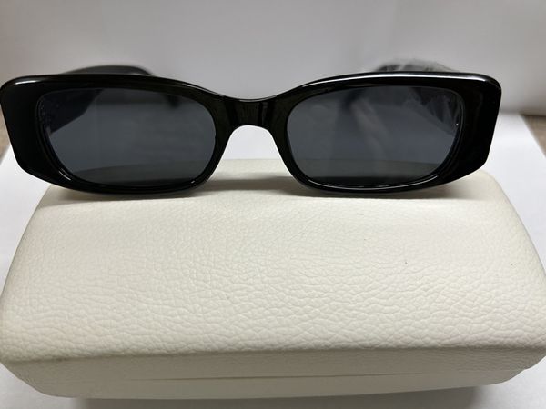 

2023luxury rectangle women sunglasses fashion womens brand deisnger full frame uv400 lens summer style big square come with case, White;black