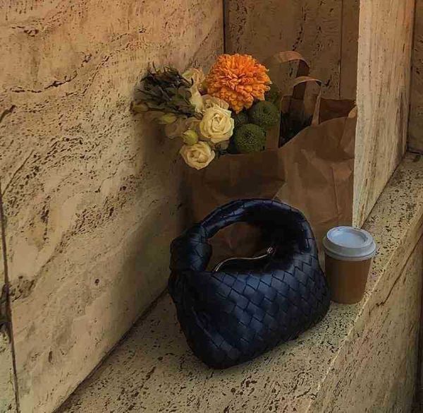 

designer jodies bag venetas bottegass bags women's leather handbag woven knot cloud small hand ox horn