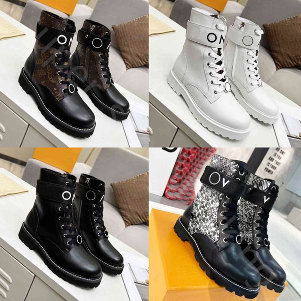 

designer boots women ankle boots platform black flats combat boot low heel lace-up booties leather chains logo buckle womens luxury designer